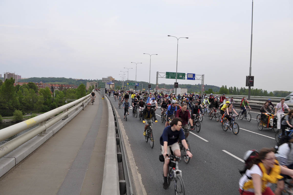Velká cyklojízda na Barandovském mostě